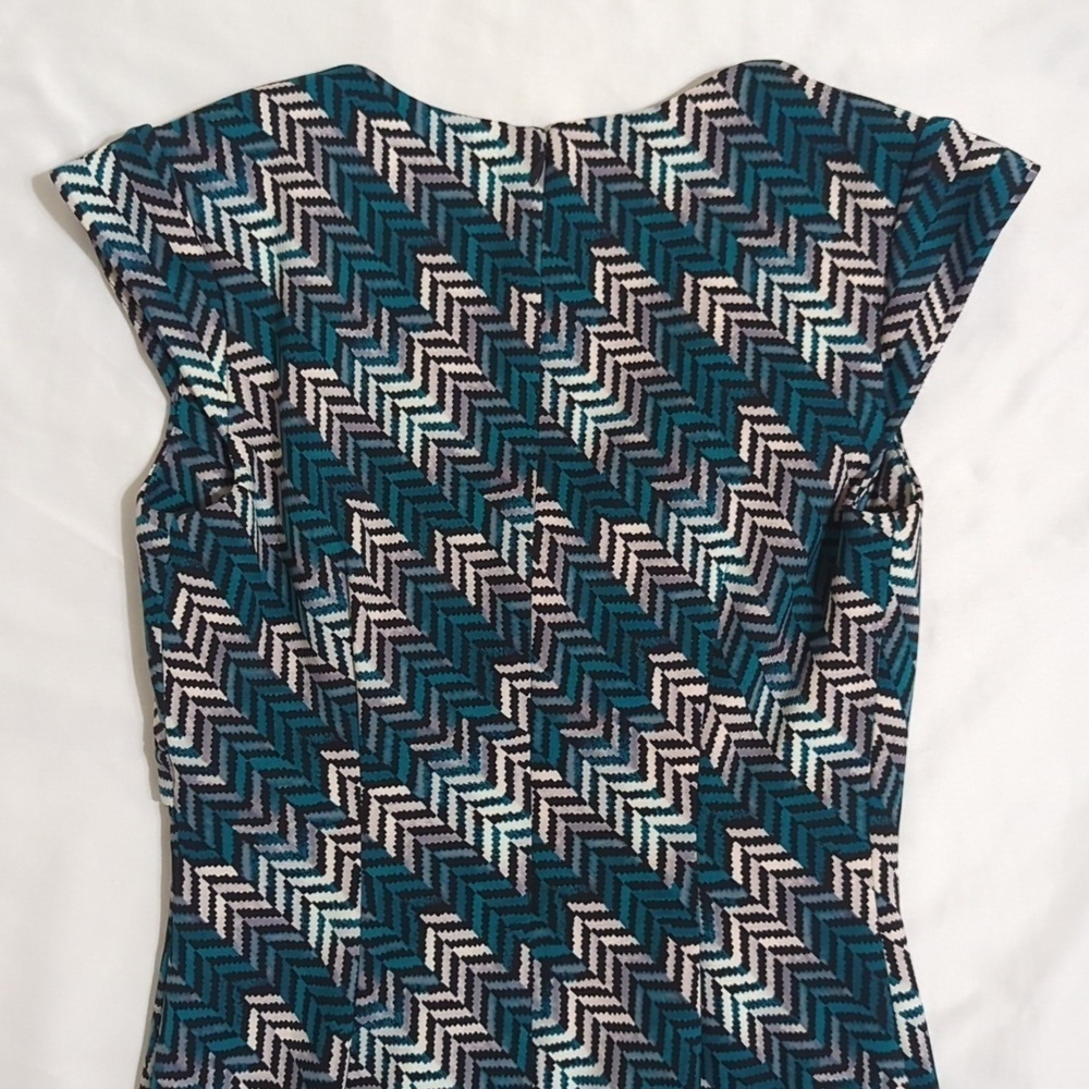 White House Black Market CS ZZ Print Sheath Dress, Black/White/Teal Size 4 - Picture 10 of 16